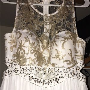 Good and white prom dress